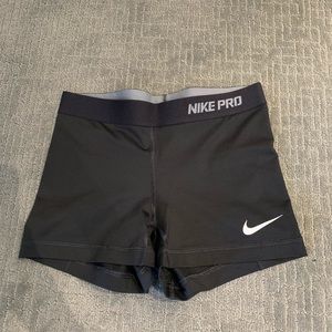 Black nike pros